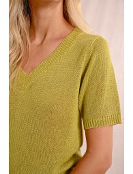 Short-sleeved knit sweater