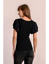 Fitted T-shirt with ruffled sleeves