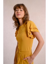 Fitted T-shirt with ruffled sleeves