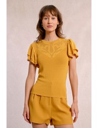 Fitted T-shirt with ruffled sleeves