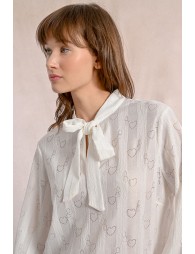 Heart-patterned pussy-bow blouse