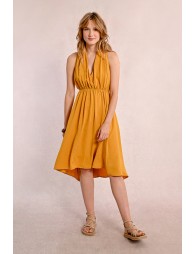 Robe courte plissée