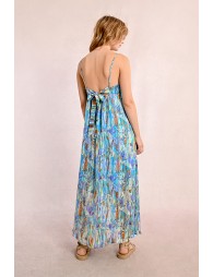 Long dress, to tie in the back