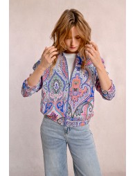 Chaqueta tipo bomber con estampado