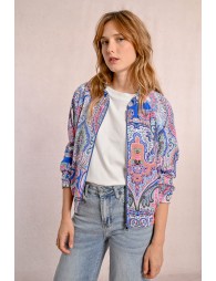 Chaqueta tipo bomber con estampado