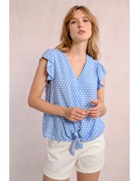 Polka dot blouse ties at the waist