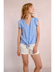 Polka dot blouse ties at the waist