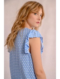 Polka dot blouse ties at the waist