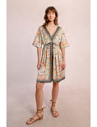 Vestido corto con estampado y lazada