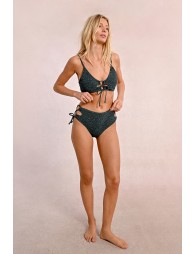 Braguita de bikini con lazada y aberturas