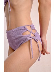 Braguita de bikini con lazada y aberturas