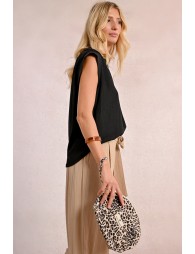 Leopard clutch