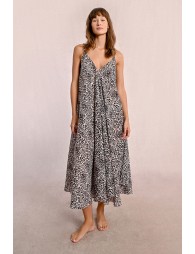 Long flowing dress, leopard print