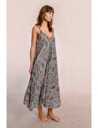 Long flowing dress, leopard print