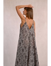 Long flowing dress, leopard print