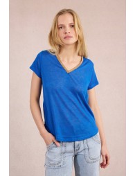 Flowy V-neck T-shirt